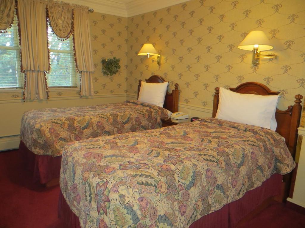Athabasca Hotel